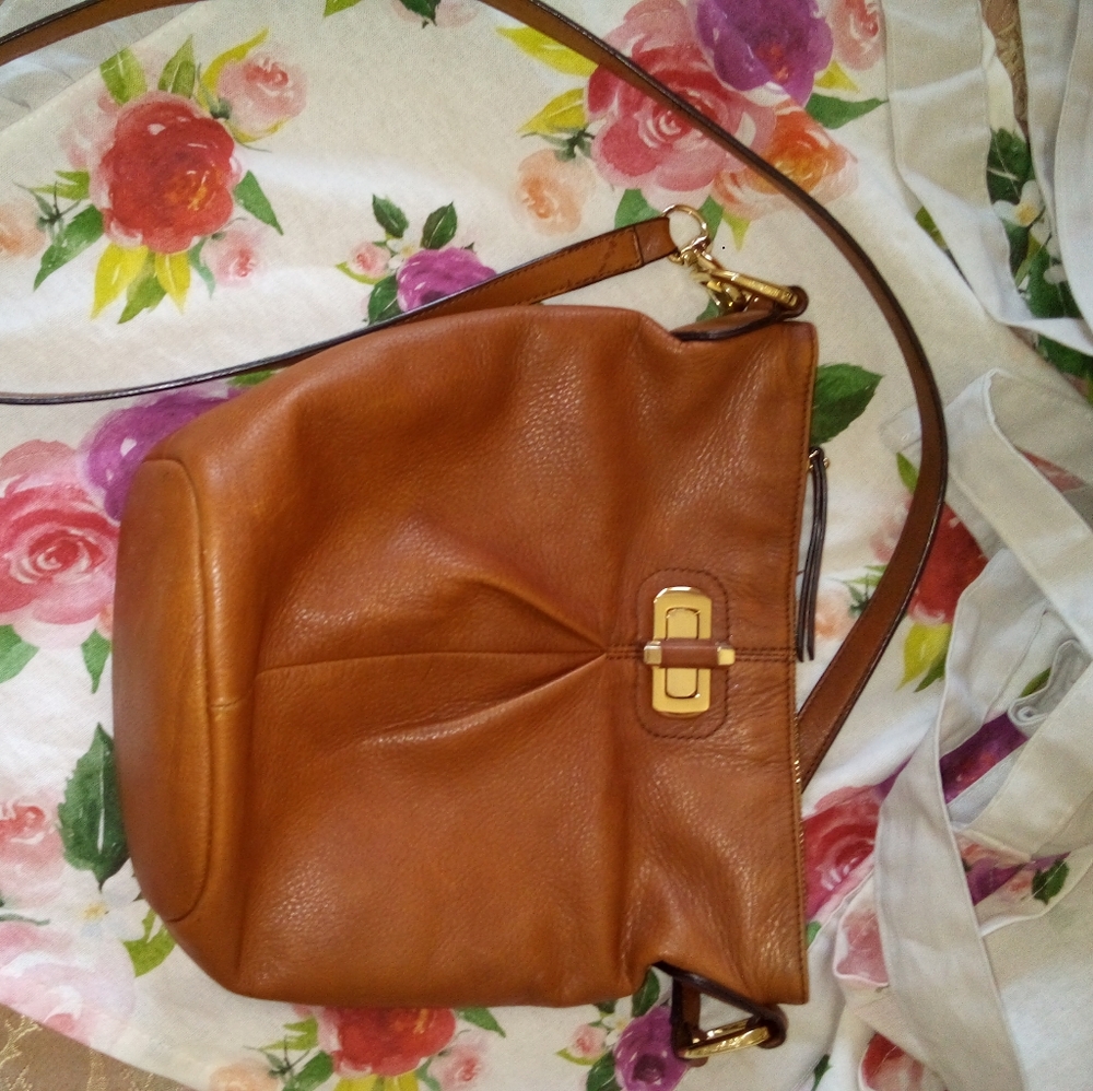 B Makowsky brown shoulder bag purse